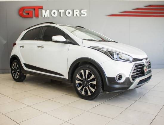 HYUNDAI HB20X 1.6 16V PREMIUM FLEX 4P AUTOMÁTICO HYUNDAI HB20X 1.6 16V PREMIUM FLEX 4P AUTOMÁTICO